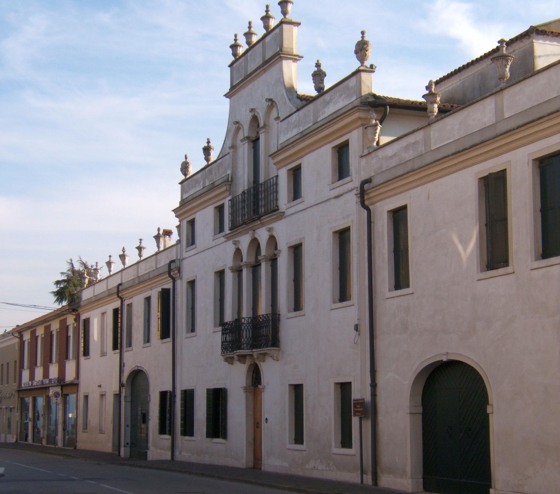 Palazzo Ferrante Deganello